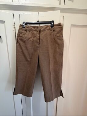 Christopher & Banks Brown Knee-Length Stretch Capri Pants
